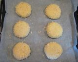 A picture of step 10 of Small Baked Curry Bread.