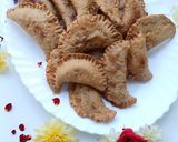 A picture of step 13 of Coconut Stuffed Wheat Flour Gujiya.