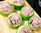 Hình bước làm 2 của món Canh Bí Xanh Nhồi Thịt