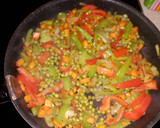 Foto del paso 5 de la receta: Arroz al horno con conejo y verduras