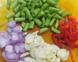 Foto langkah ke 1 dari resep Tumis Tahu Tempe Simpel.