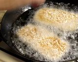 A picture of step 5 of 'Aka Ten' Spicy Deep-fried Kamaboko from Shimane Prefecture.