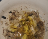 Foto del paso 1 de la receta: Pollo y hongos ala Juliana con arroz encilantrado 🇸🇻