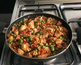 Foto del paso 2 de la receta: Risotto de pollo con verduras