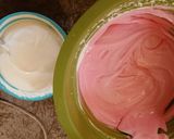 Foto langkah ke 4 dari resep Bolu Kukus Mekar Kreasi Merah Putih.