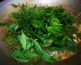 รูปขั้นตอนการทำที่ 5 ของ แกงอ่อมไก่ผักหวานป่า