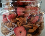 Foto del paso 4 de la receta: Granola de fresa🍓