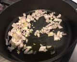 Une image de l'étape 2 de Petits paniers de poivrons farcis aux navets jaunes tomates parmesan et saucisses américaines.
