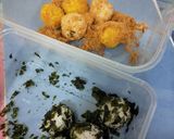 Foto langkah ke 5 dari resep 76. Bola Bola Nasi Abon dan Nori.