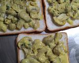 A picture of step 7 of Mushroom Toast.
