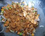 A picture of step 3 of Kashmiri Pulao.