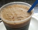 صورة لخطوة 2 من وصفة موكا بارد مع شوكولاته بيضاء