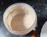 Foto del paso 3 de la receta: Batido saludable de banana, muesli de quinoa y leche de almendras