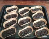 Foto langkah ke 5 dari resep Fudgy Brownies Mini Cup.