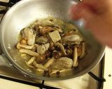 A picture of step 6 of Oyster Spaghetti.