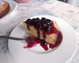 Foto del paso 9 de la receta: Bizcocho de yogur con salsa de arándanos