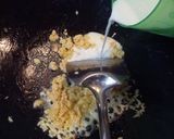 Foto langkah ke 5 dari resep Paha Ayam Saus Telur Asin.