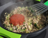 Foto del paso 3 de la receta: Pastel crujiente con restos de pollo cocido