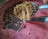 A picture of step 4 of Watermelon rice.