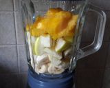 A picture of step 1 of Delicious and Refreshing smoothie.