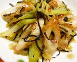 A picture of step 4 of Butter Stir-Fried Chikuwa with Shio-Konbu.