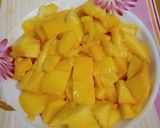 A picture of step 1 of Mango juice 🥭🥭.