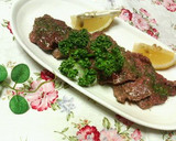 A picture of step 4 of Bite-Size Beef Steak with Garlic Soy Sauce.