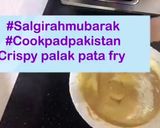 A picture of step 1 of Crispy Palak Patta Fry.