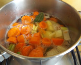 Foto del paso 2 de la receta: Puré sabroso de zanahorias con cúrcuma y nuez moscada