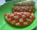 A picture of step 2 of Chataye gujiya.