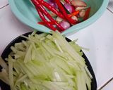 Foto langkah ke 1 dari resep Sambel Goreng Labu Siam.