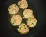 Foto langkah ke 2 dari resep Kreasi Nasi Sisa#Telur3in1.