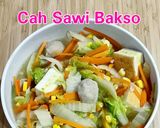 Foto langkah ke 3 dari resep Cah sawi bakso.