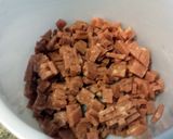 A picture of step 1 of Elisa's Pizza Cups.