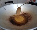 Foto langkah ke 5 dari resep Kue Cucur Bersarang tanpa Mixer.