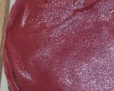 Foto langkah ke 2 dari resep Red Velvet Mille Crepes.