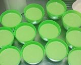Foto langkah ke 5 dari resep Kue Nona Manis Pandan.