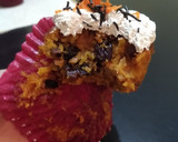 Foto del paso 6 de la receta: Cupcakes de zanahoria (piña, pasas y nuez)