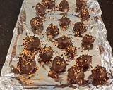 Cheesecake Balls, Covered in Dark Or White Chocolate recipe step 13 photo