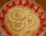 A picture of step 7 of Condensed Milk Strawberry Mousse.