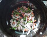 A picture of step 2 of Veg Upma.