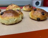 Foto del paso 4 de la receta: Bollitos de pan con chocolate