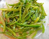 A picture of step 3 of Easy Microwave Recipe - Umeboshi-Seasoned Bell Peppers.