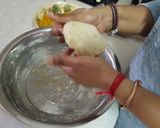A picture of step 7 of Dhal Roti (Puri).