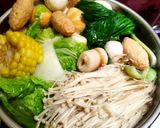Foto langkah ke 3 dari resep Steamboat Shabu Shabu Aneka Baso Ikan.