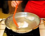 A picture of step 4 of Poached Eggs.