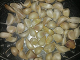 ترشی سیر با شیره انگور