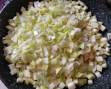 Foto del paso 1 de la receta: Pastel de calabacín y puerro
