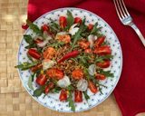 Foto del passaggio 4 della ricetta Insalata di farro e lenticchie