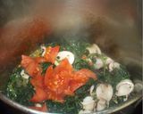 Foto del paso 8 de la receta Arroz meloso de calamares y espinacas